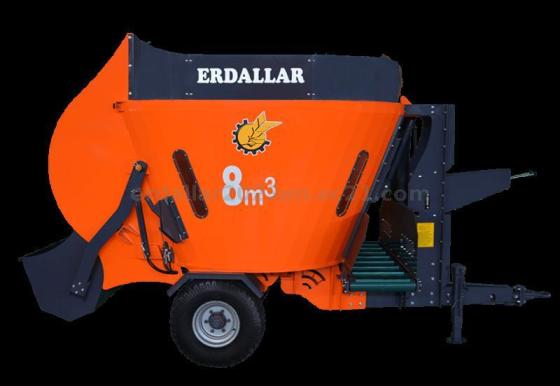8m3 Vertical Feed Mixer – Total Mixed R