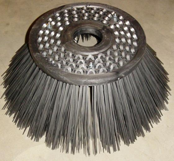 Gutter Cleaning Broom – Rotary or Manual Street Sweeping Attachment