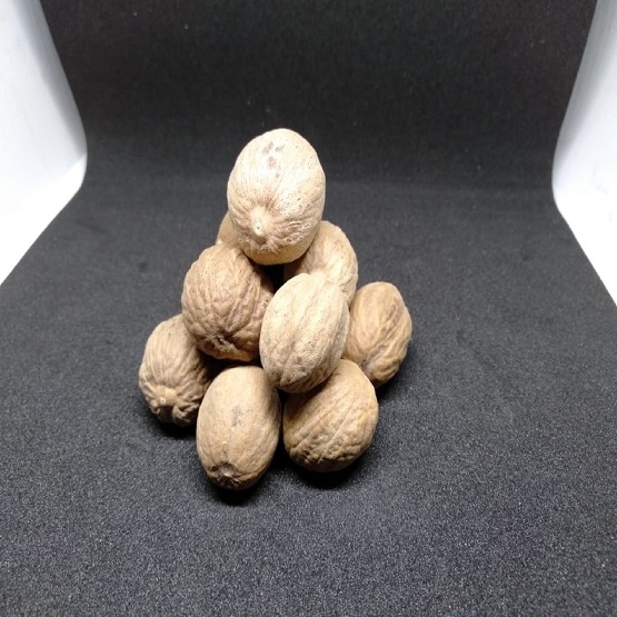 Nutmeg – HS Code 0908.11.00, Whole or Ground, Natural Spice for Food &amp; Flavor Industry