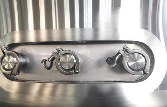 Stainless Steel Mixing Tank – Jacketed or Non-Jacketed for Pharma, Food, and Cosmetics